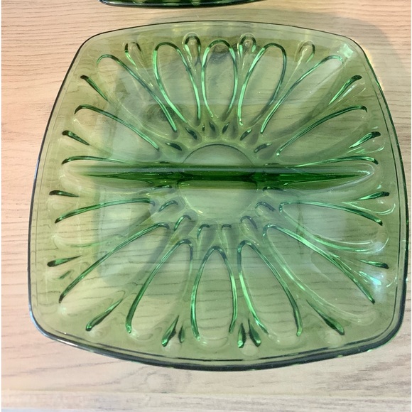 Green Glass Two Part Divided Relish Plate Square Optic 7in Set Of 3 - Picture 8 of 11